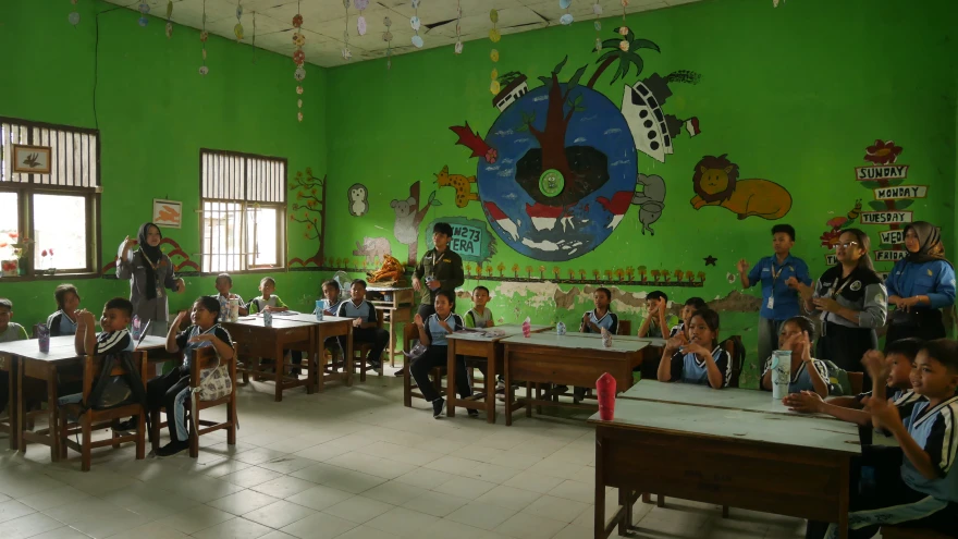 Edukasi Iklim dan Pemanfaatan Teknologi untuk Mitigasi Bencana di SD Negeri Sumber Nadi