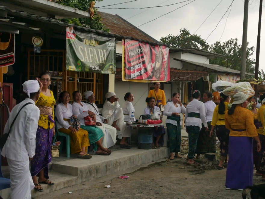 WARGA DESA SUMBER NADI